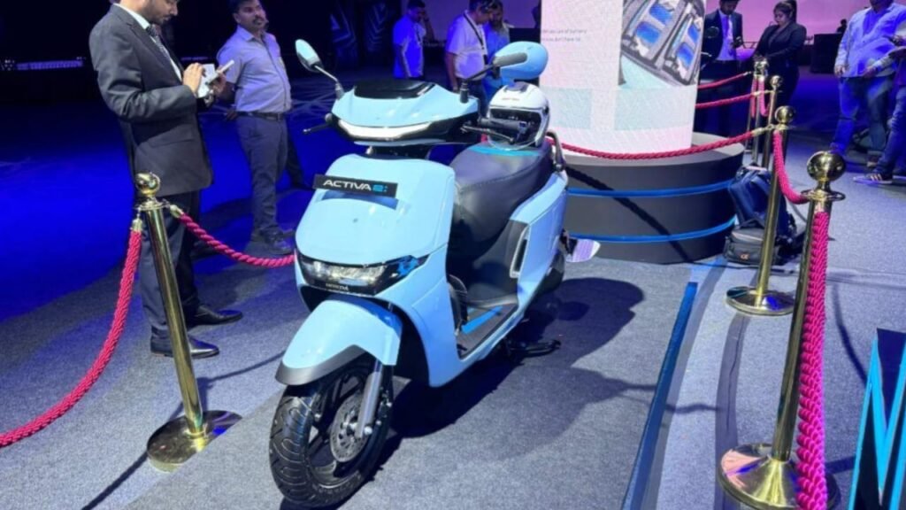 Honda Activa E Electric Scooty – 280KM Range, 3-Hour Fast Charging & Digital Console, Just ₹65,000!